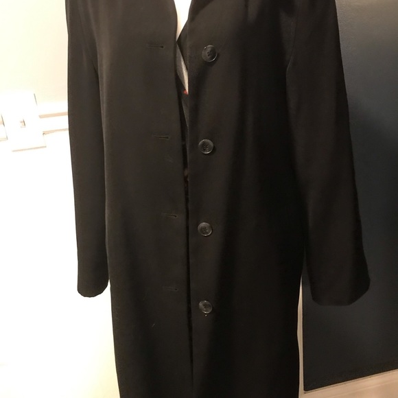 Classic black coat size large - Picture 2 of 6